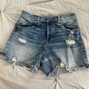 Free People High waisted denim shorts size 27